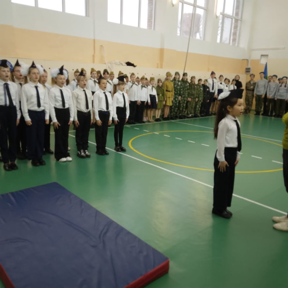 Смотр строя и песни.